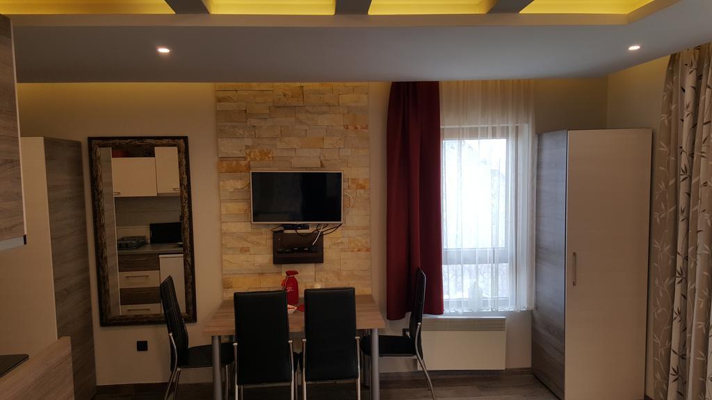 קופאוניק Apartman Mia Milmari מראה חיצוני תמונה